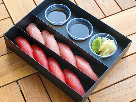 Sushi Box Food Boxes With Sauce